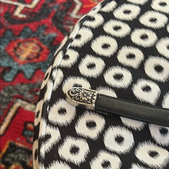 Justin Two-Tone Belt With Silver Concho - Picture 3 of 9